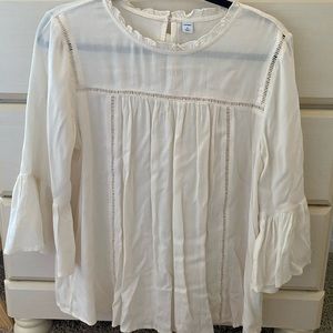 Long-sleeved linen blouse